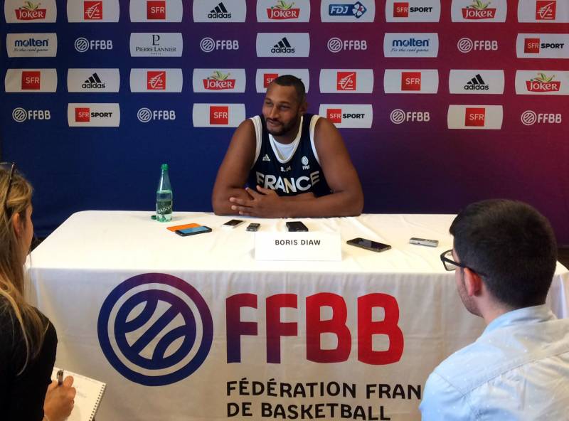 Le capitaine des Bleus, Boris Diaw a répondu aux questions des journalistes - Photo : UCE/FFBB